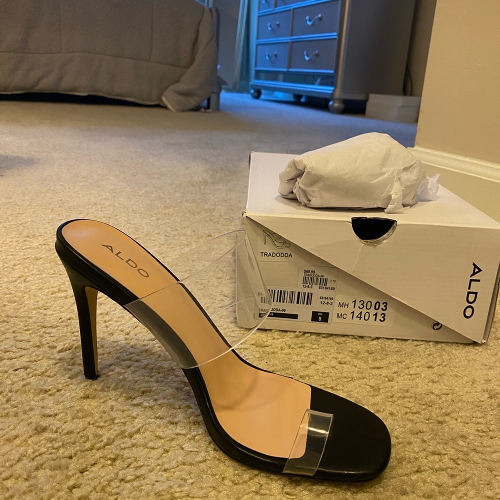 Black/clear mule